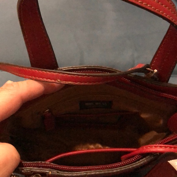 NWOT Beautiful Red Nine West Mini Bag - Picture 2 of 7